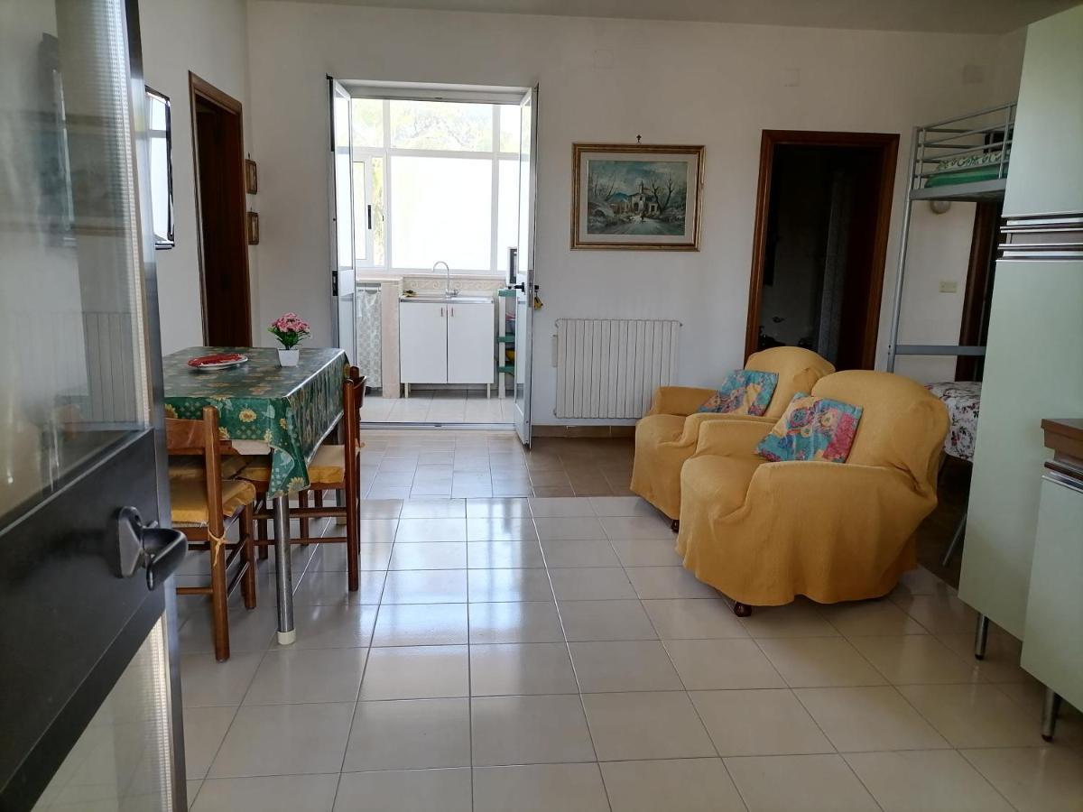 Alloggi Estivi D & A Tarente Extérieur photo